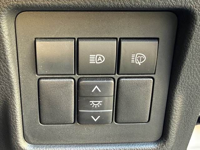 TOYOTA LANDCRUISER PRADO 2022