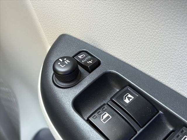 TOYOTA PASSO 4WD 2018