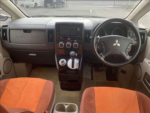 MITSUBISHI DELICA D:5 4WD 2015