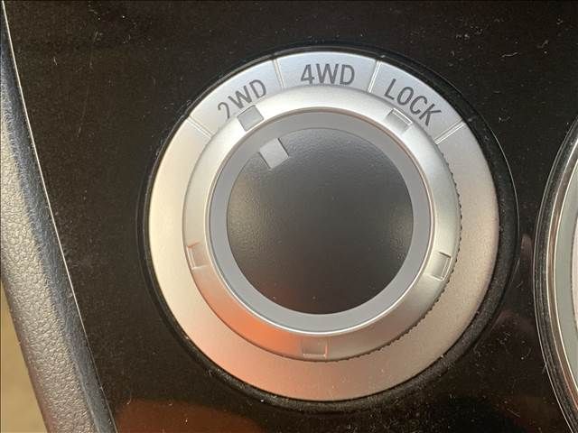 MITSUBISHI DELICA D:5 4WD 2015