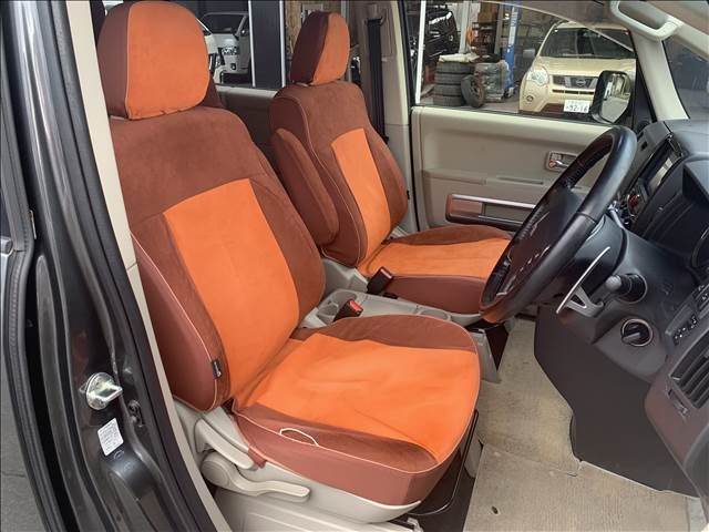 MITSUBISHI DELICA D:5 4WD 2015