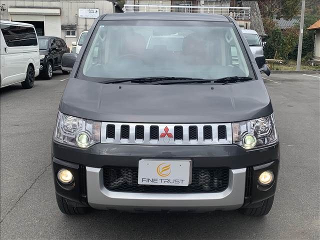 MITSUBISHI DELICA D:5 4WD 2015