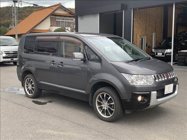 MITSUBISHI DELICA D:5 4WD 2015