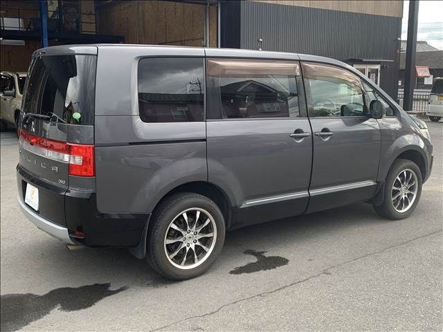 MITSUBISHI DELICA D:5 4WD 2015