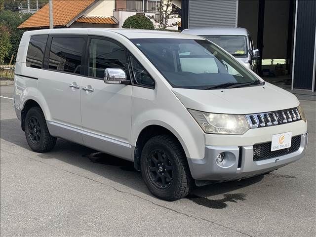 MITSUBISHI DELICA D:5 4WD 2013