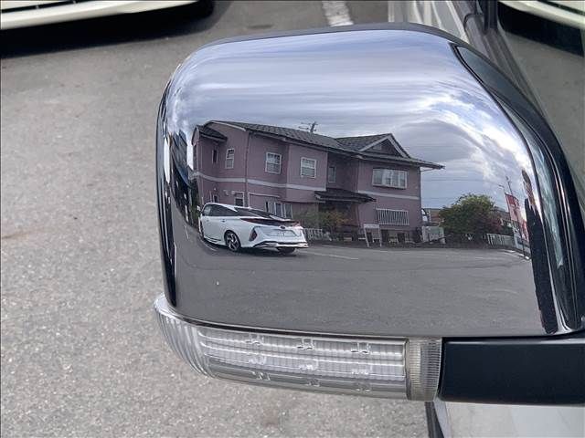 MITSUBISHI DELICA D:5 4WD 2013