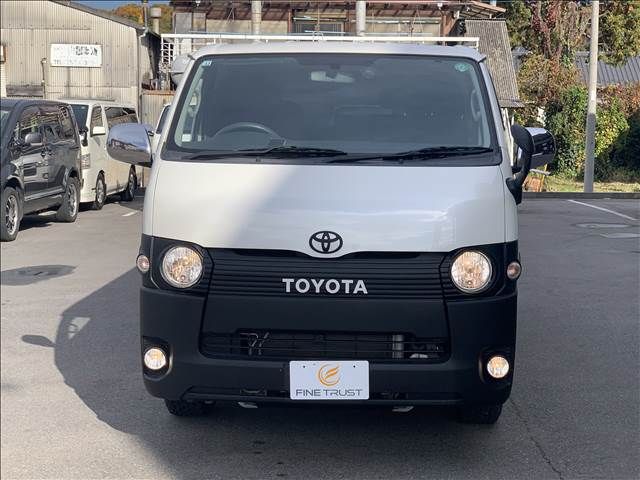 TOYOTA HIACE van 2WD 2016