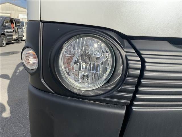 TOYOTA HIACE van 2WD 2016