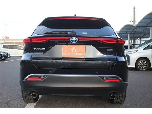 TOYOTA HARRIER HYBRID 2021