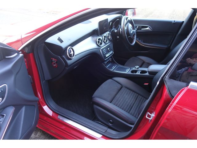 MERCEDES BENZ MERCEDES BENZ CLA class 2019