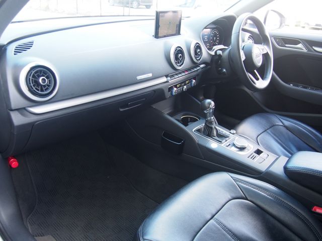 AUDI AUDI A3 SPORTBACK 2017