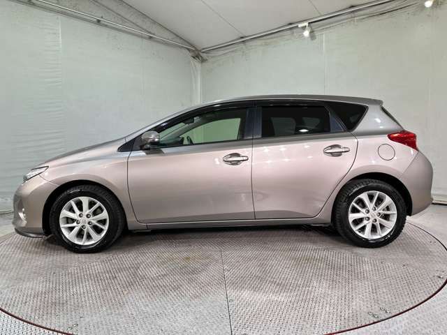TOYOTA AURIS 2014