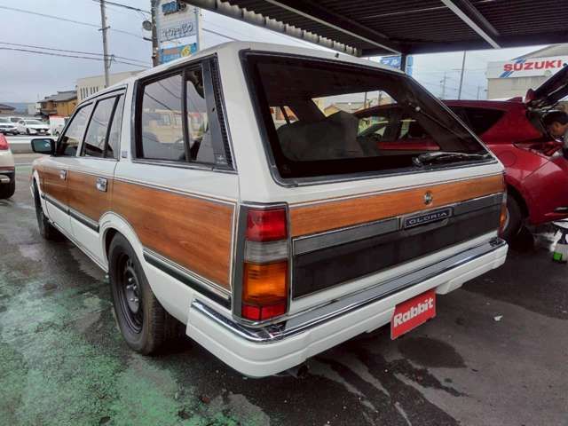 NISSAN GLORIA wagon 1992