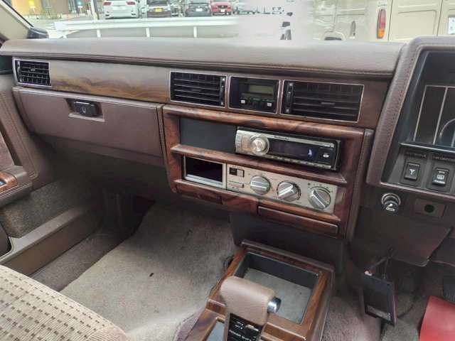 NISSAN GLORIA wagon 1992