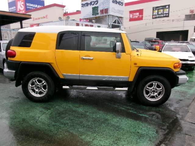 TOYOTA FJ CRUISER 4WD 2011