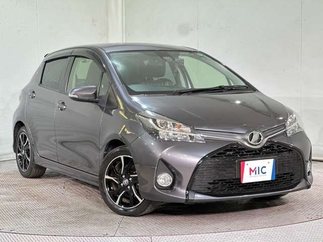TOYOTA VITZ 2016