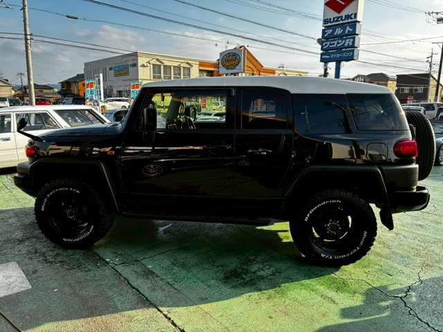 TOYOTA FJ CRUISER 4WD 2012