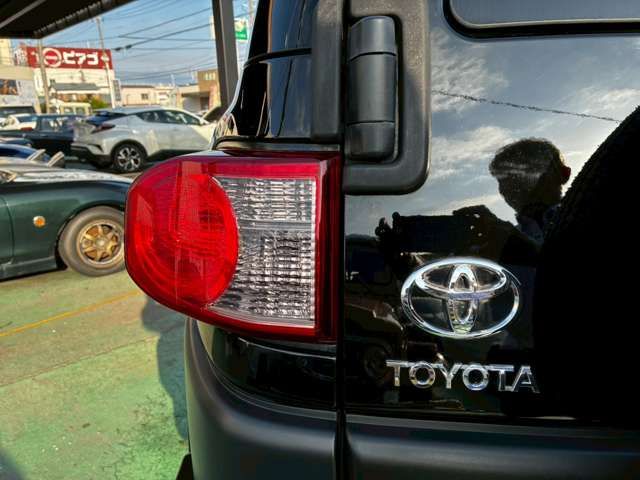 TOYOTA FJ CRUISER 4WD 2012