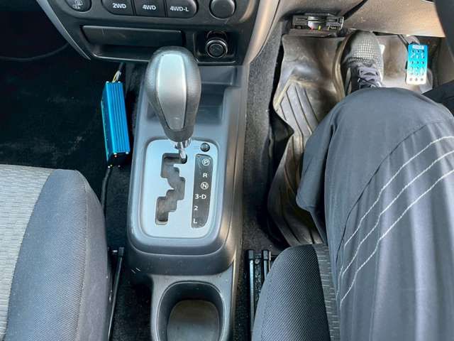 SUZUKI JIMNY 4WD 2009