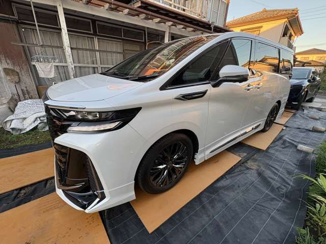 TOYOTA VELLFIRE 4WD 2025
