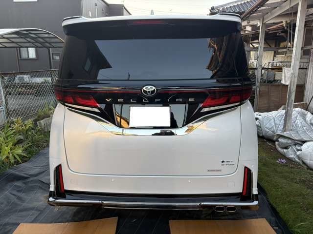 TOYOTA VELLFIRE 4WD 2025