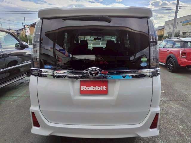 TOYOTA VOXY 2014