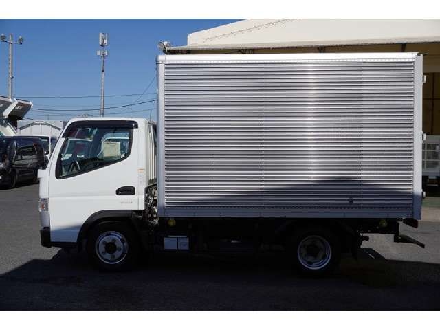 MITSUBISHI CANTER 2021