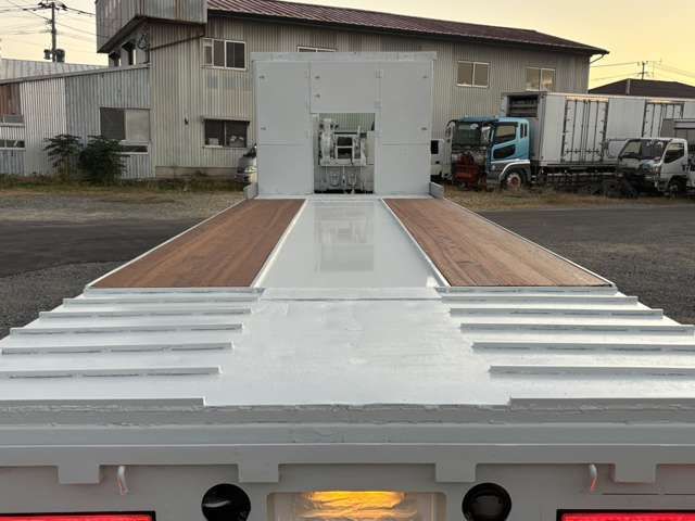 MITSUBISHI FUSOU FIGHTER 2007