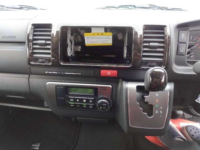 TOYOTA HIACE van 2WD 2025