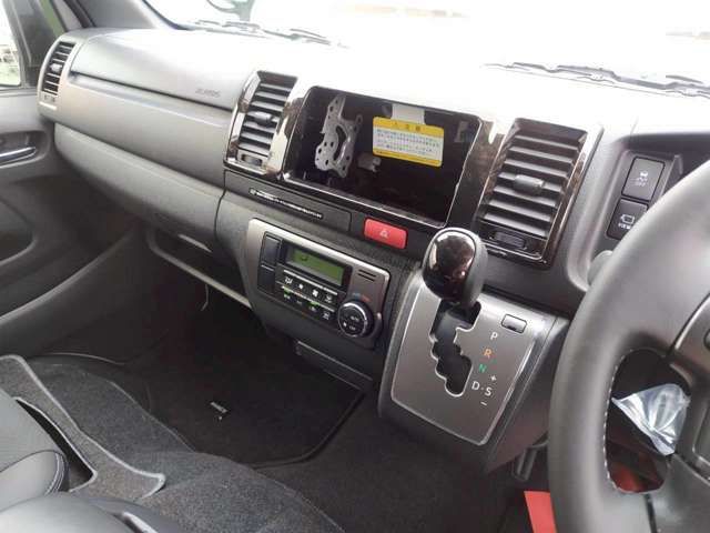 TOYOTA HIACE van 2WD 2025