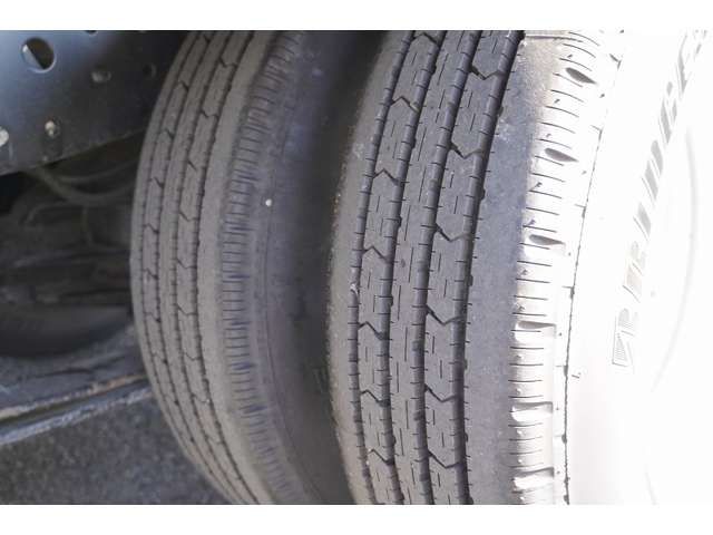 MITSUBISHI CANTER 2023