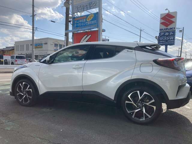TOYOTA C-HR 2017
