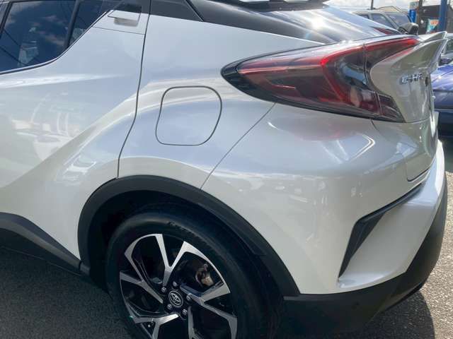 TOYOTA C-HR 2017