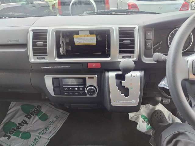 TOYOTA HIACE van 2WD 2025