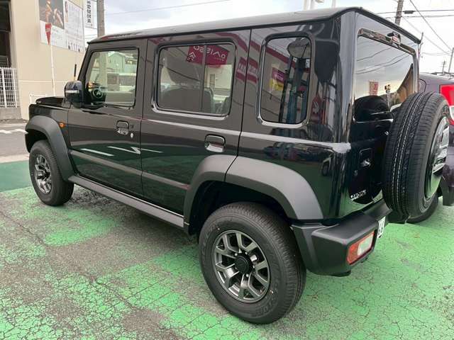 SUZUKI JIMNY NOMADE 2025