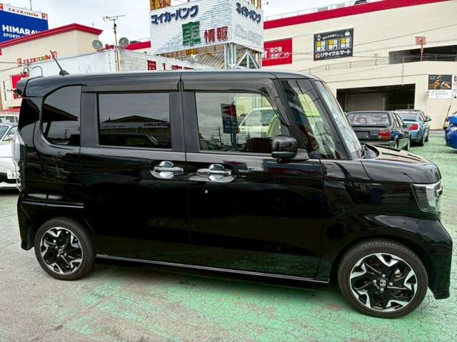 HONDA N BOX CUSTOM 2018