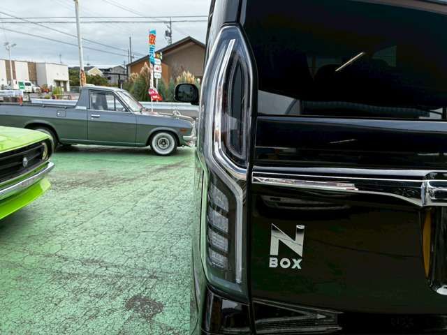 HONDA N BOX CUSTOM 2018