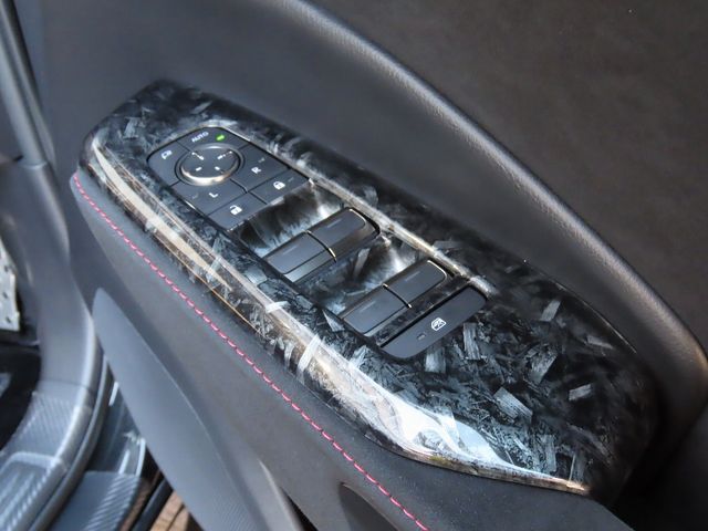 TOYOTA LEXUS LBX 2025