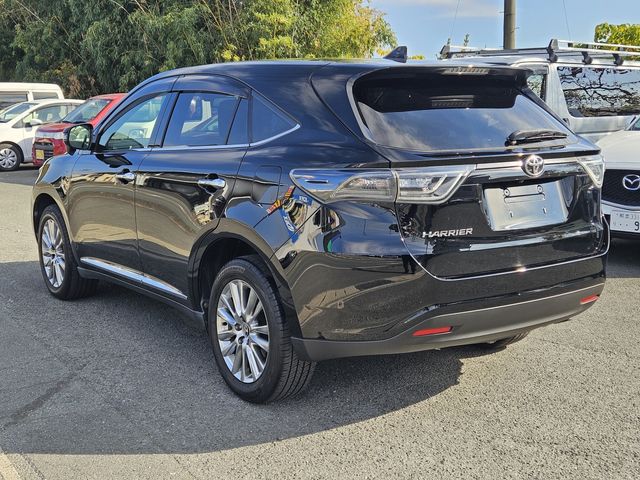 TOYOTA HARRIER 2WD 2014