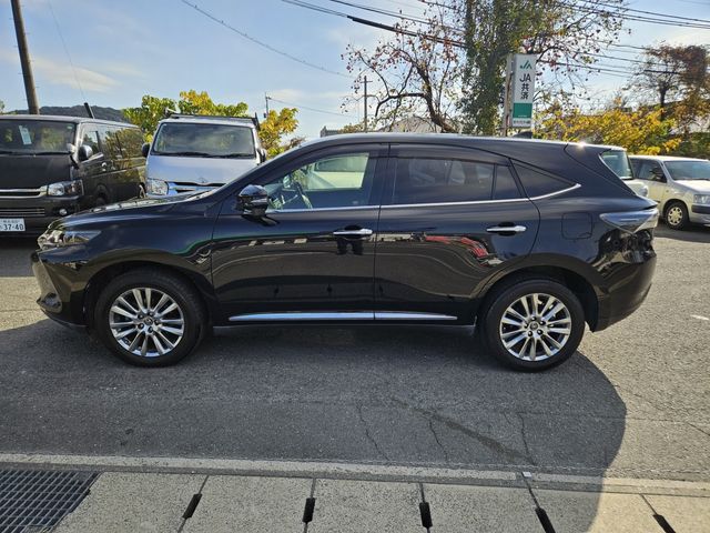 TOYOTA HARRIER 2WD 2014