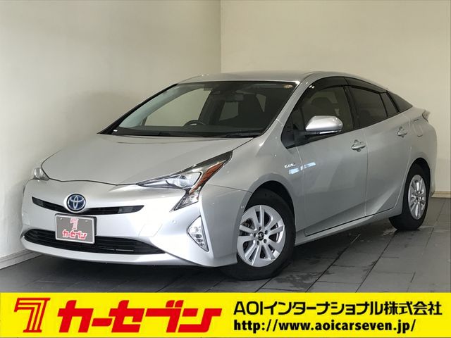 TOYOTA PRIUS 2018