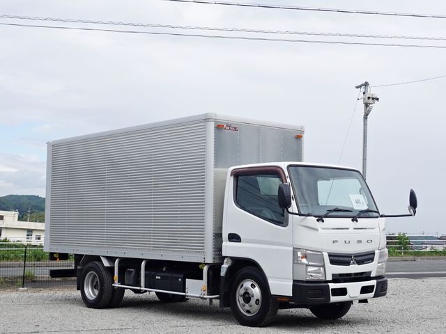MITSUBISHI CANTER 2012