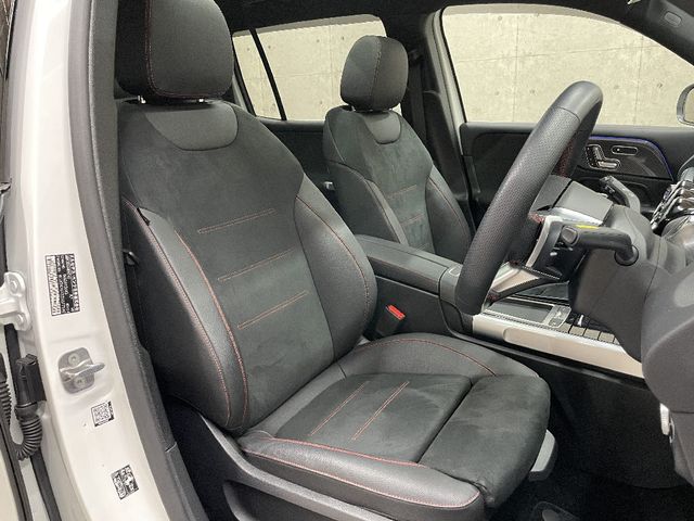 MERCEDES BENZ MERCEDES BENZ GLB 2024