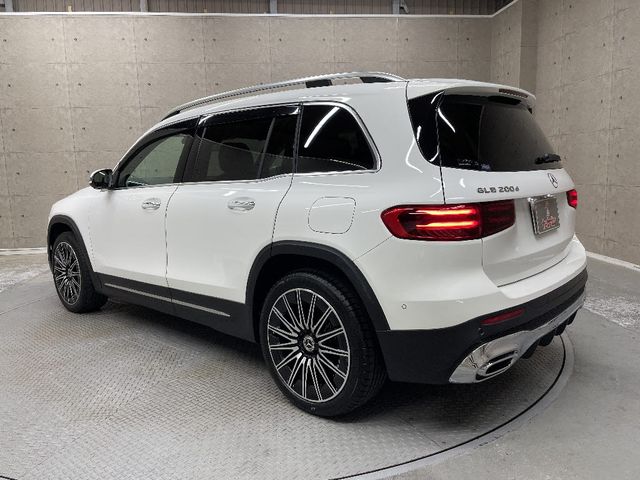 MERCEDES BENZ MERCEDES BENZ GLB 2024