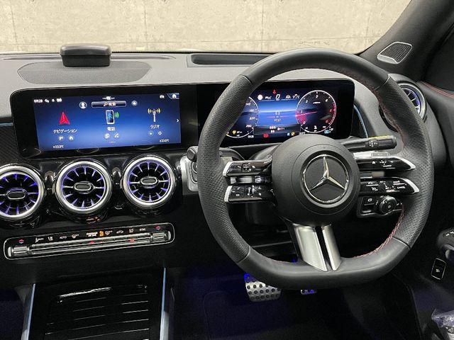 MERCEDES BENZ MERCEDES BENZ GLB 2024