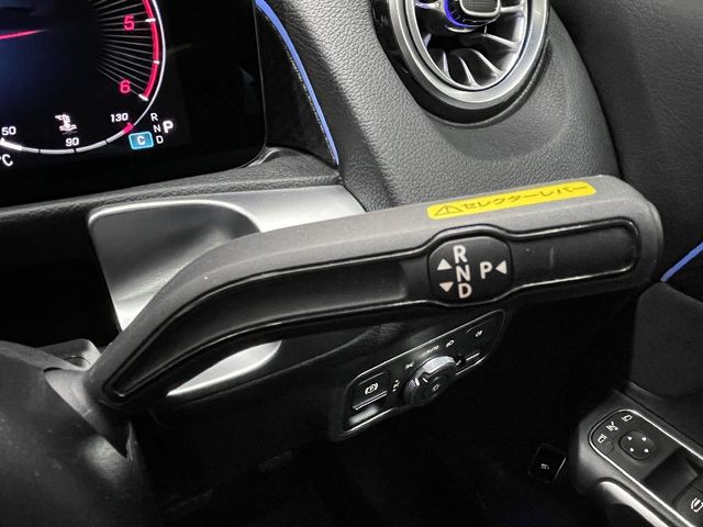 MERCEDES BENZ MERCEDES BENZ GLB 2024