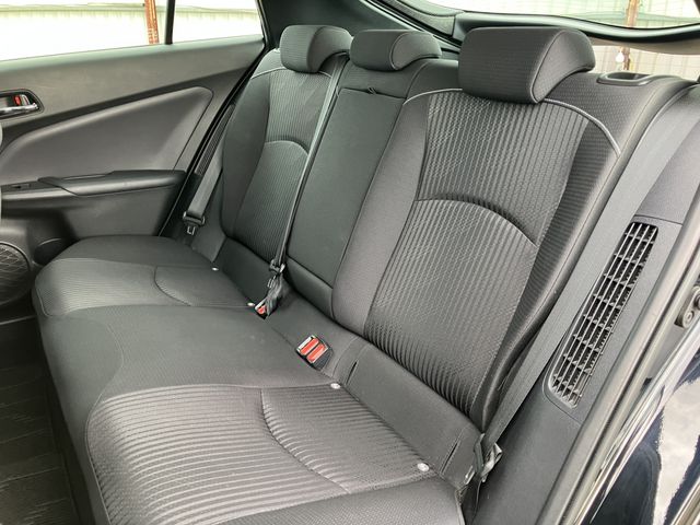 TOYOTA PRIUS PHV 2019