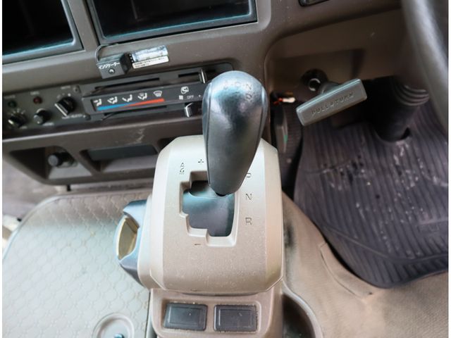 MITSUBISHI ROSA 2016