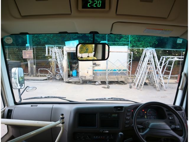 MITSUBISHI ROSA 2016