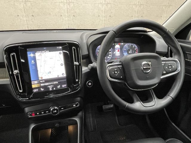 VOLVO VOLVO XC40 2018